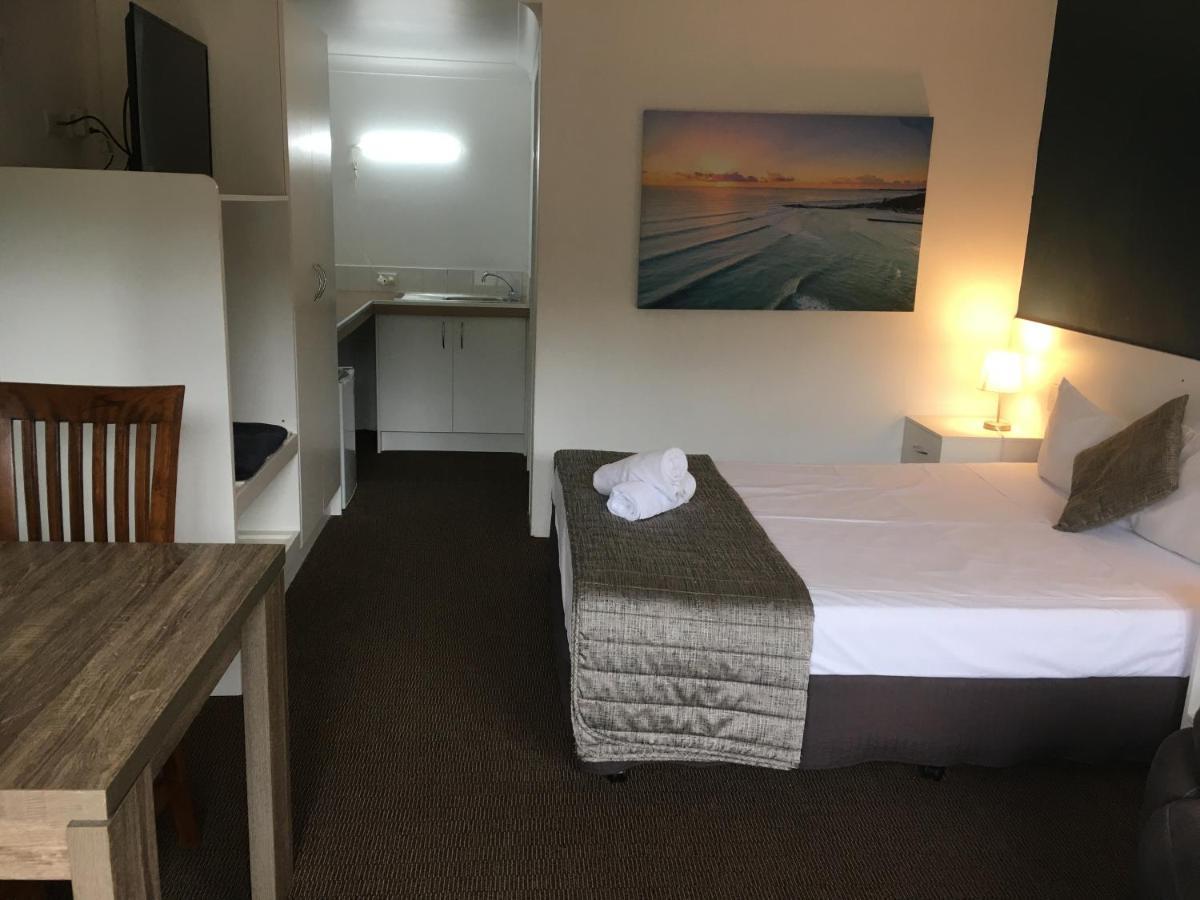 Blue Pelican Motel Tweed Heads Eksteriør billede